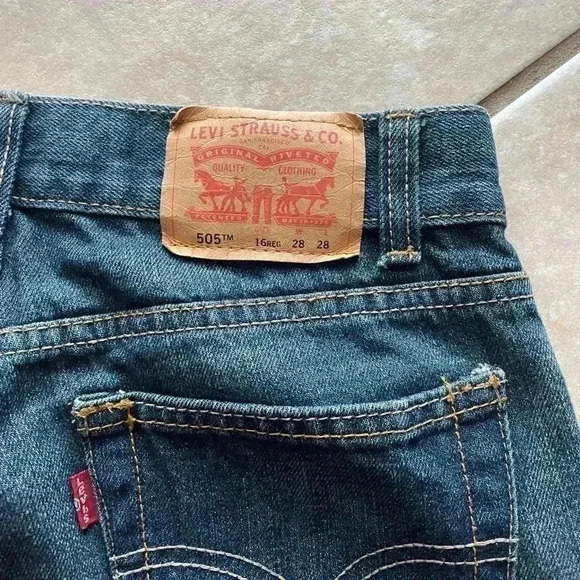 Levi’s 505 Straight Jeans - Picture 5 of 11